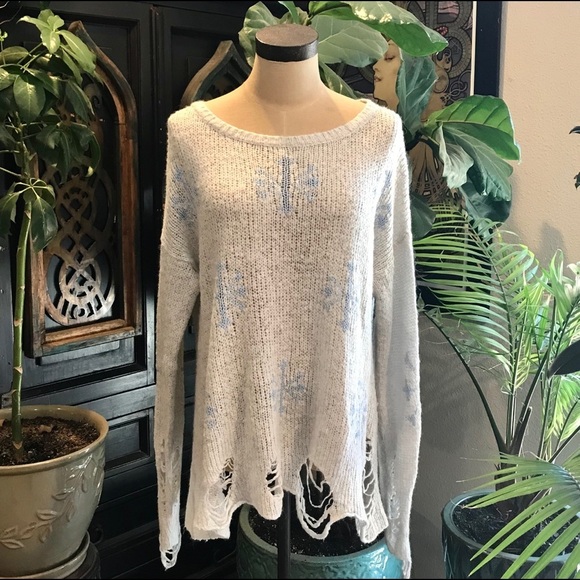 Wildfox Lennon distressed snowflake sweater - Picture 2 of 12